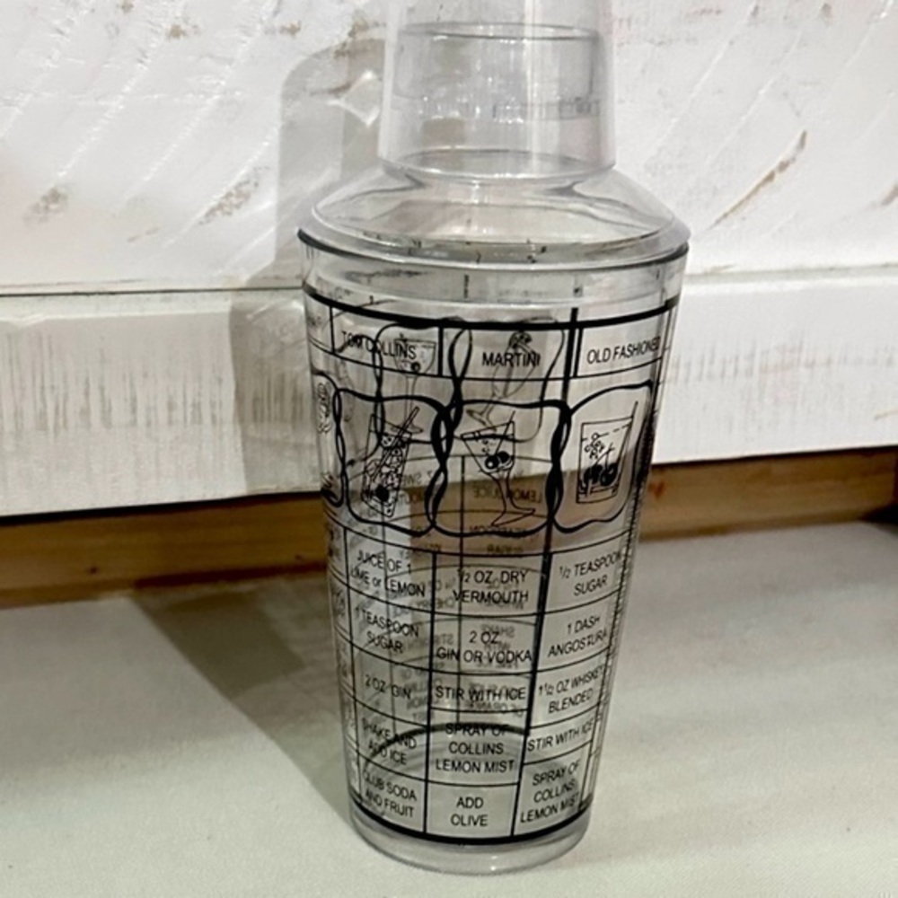 Vintage Bistro Legal No 5145 Plastic Cocktail Shaker with shot glass